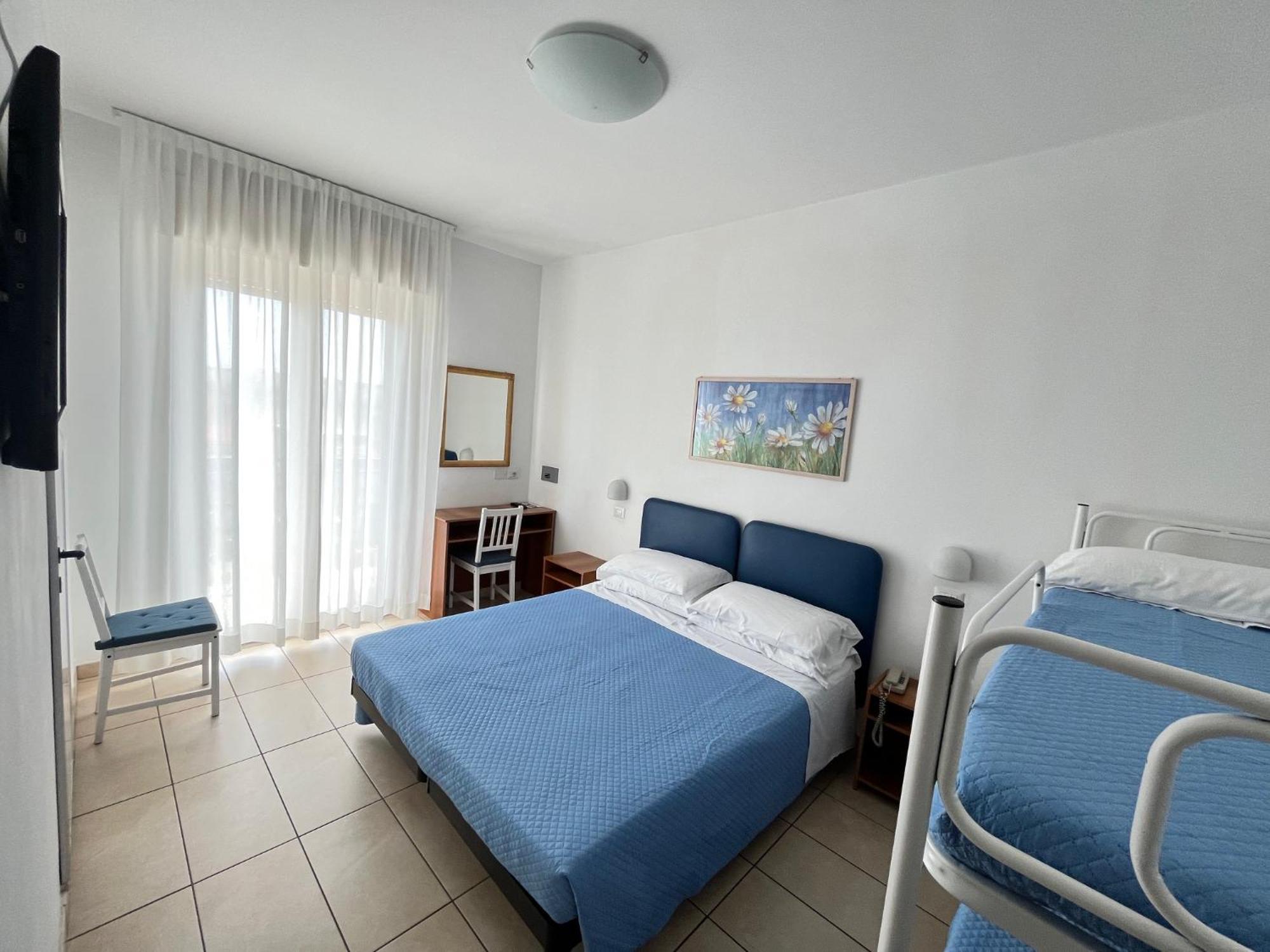 רימיני Hotel Berenice מראה חיצוני תמונה