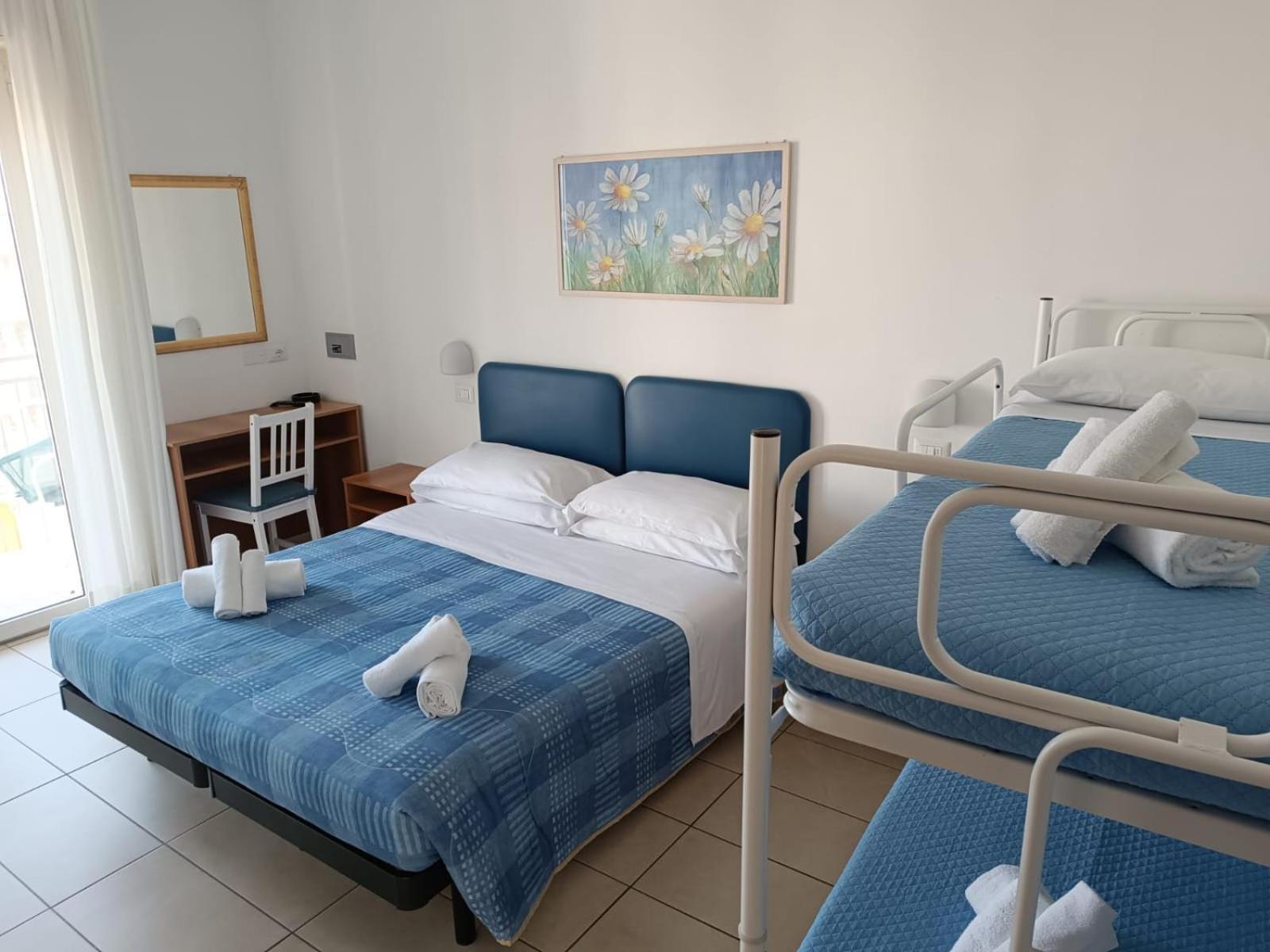 רימיני Hotel Berenice מראה חיצוני תמונה