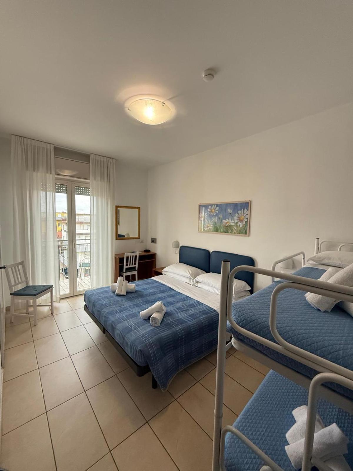 רימיני Hotel Berenice מראה חיצוני תמונה